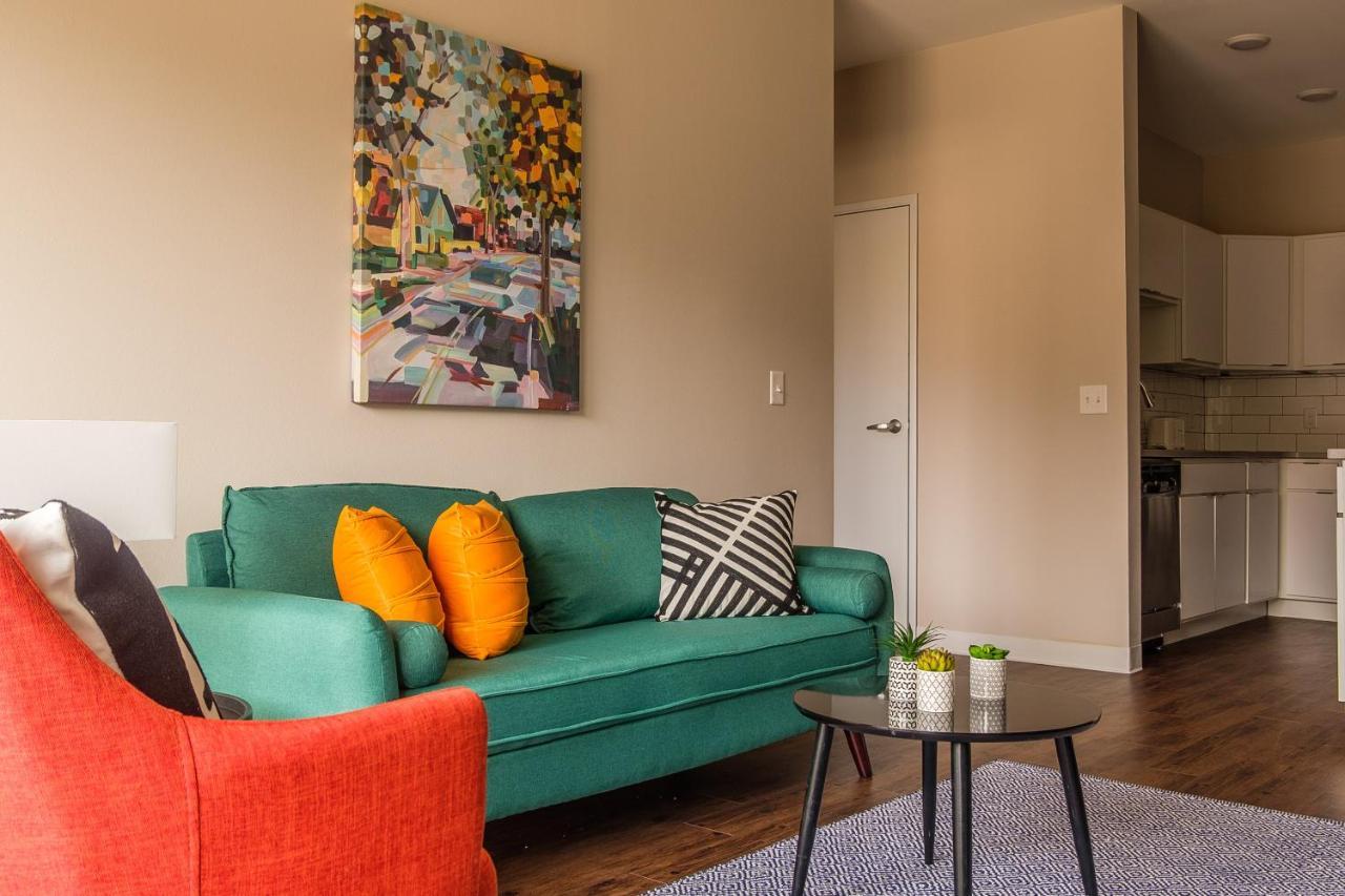 Frontdesk Core Apts Campustown Ames Szoba fotó